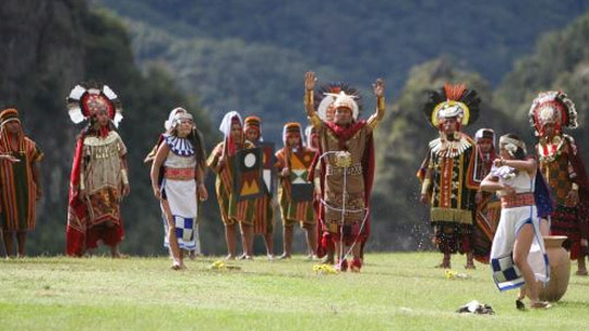 El Inca en Sacsayhuaman