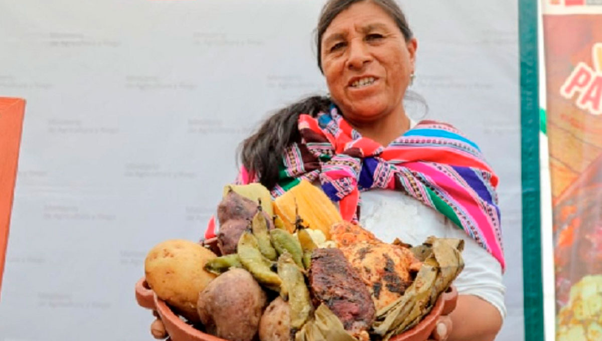 Perú celebra el Día de la Pachamanca, plato que homenajeaba a las divinidades andinas