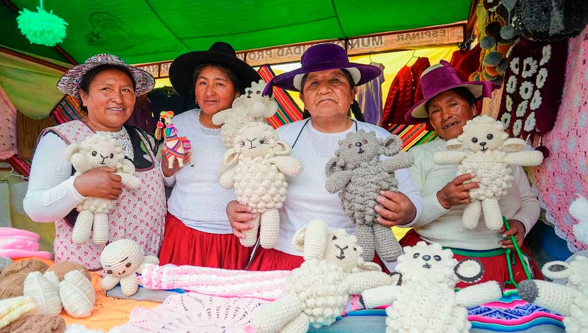 380 artesanas de Espinar concluyen programa ‘Artesanía y comercio para el mundo’